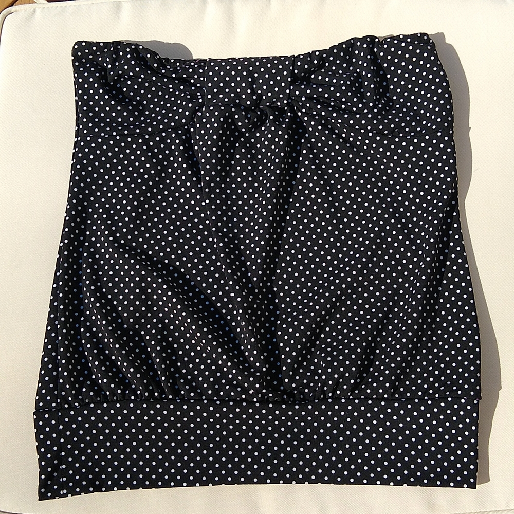 Black and white polka - dotted tube top Size Small